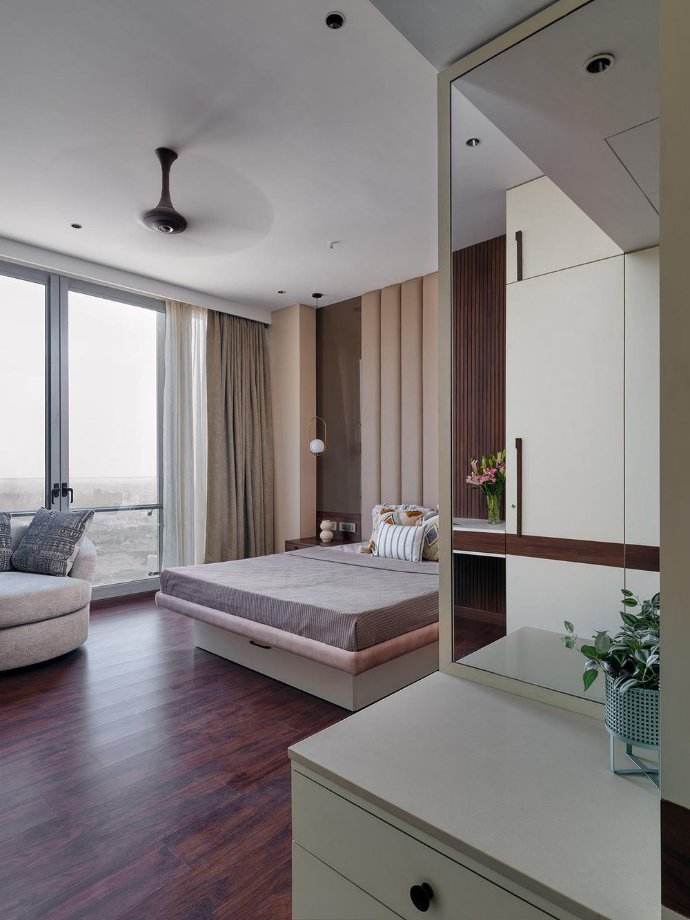 A Symphony of the Earth & the Sky — Residential — Pune